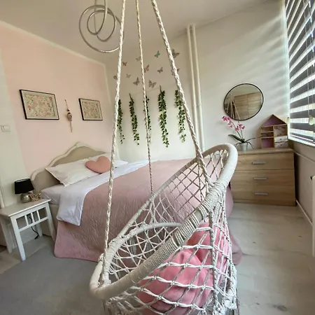 Ruby - Prostrano, Parking, Blizu Centra Apartamento